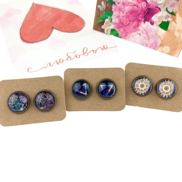 Set of 3 pairs of stained glass studs “Abstraction”